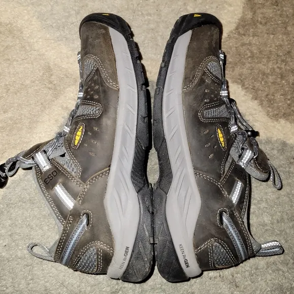 KEEN Utility Atlanta Cool Steel Toe Static Dissipative Work Athletic Shoe 9.5W