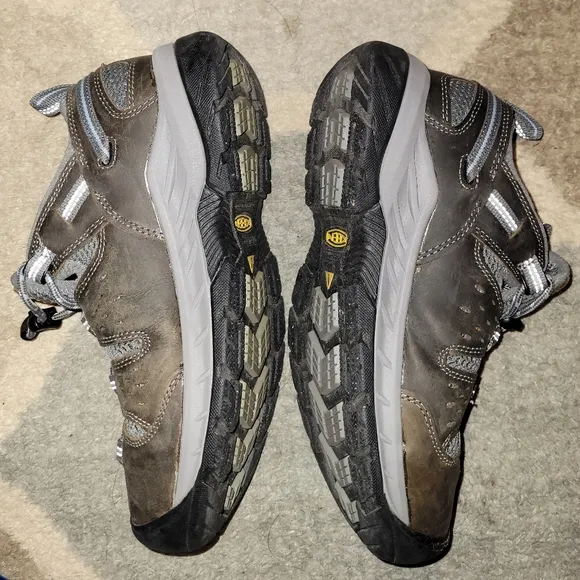 KEEN Utility Atlanta Cool Steel Toe Static Dissipative Work Athletic Shoe 9.5W
