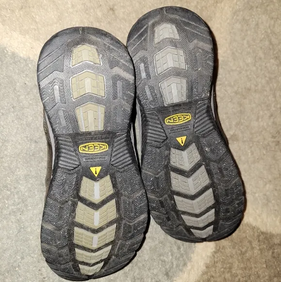 KEEN Utility Atlanta Cool Steel Toe Static Dissipative Work Athletic Shoe 9.5W