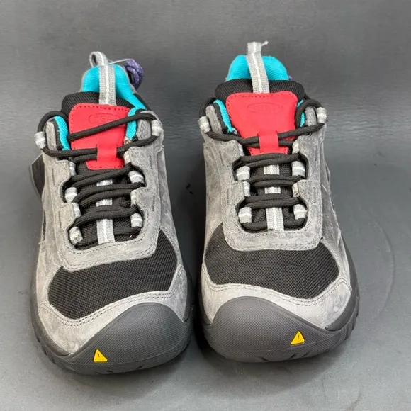 Keen Women Basin Ridge Waterproof athletic leather Hiking Shoes size 7