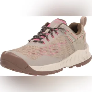 KEEN Women's Nxis Evo Low-Top Waterproof Quick-Pack Hiking Shoes size 8