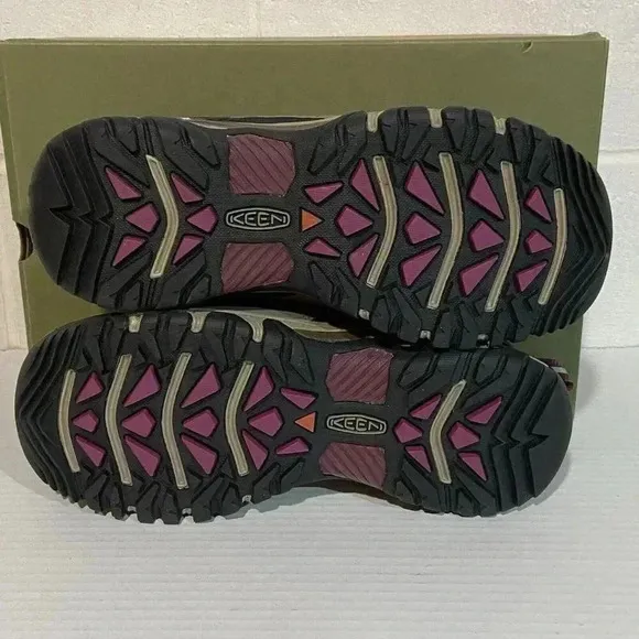 Keen Women's Targhee III Waterproof Hiking Shoe 10 Weiss/Boysenberry #1018177