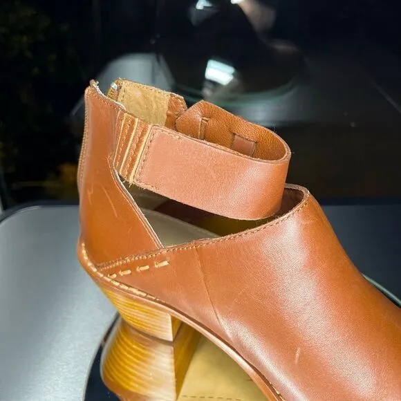 Kelsi Dagger Brooklyn Mahogany Kadeeja Leather Cutout Ankle Boot Brown Size: 8.5