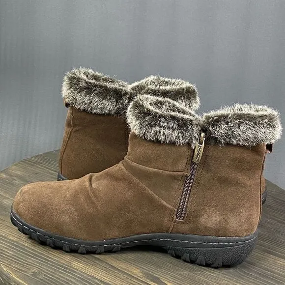 Khombu Lindsey All Weather Boots, Brown Suede womens size 9 new without box