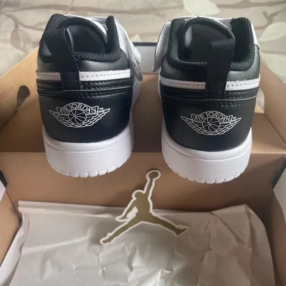 Kids White and Black Basketball Shoes