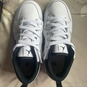 Kids White and Black Basketball Shoes