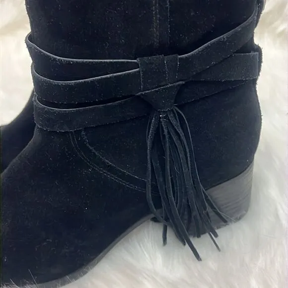Koolaburra by UGG Women's Kenz Black Suede Tassel Ankle Boots, Size 9 Bin 10