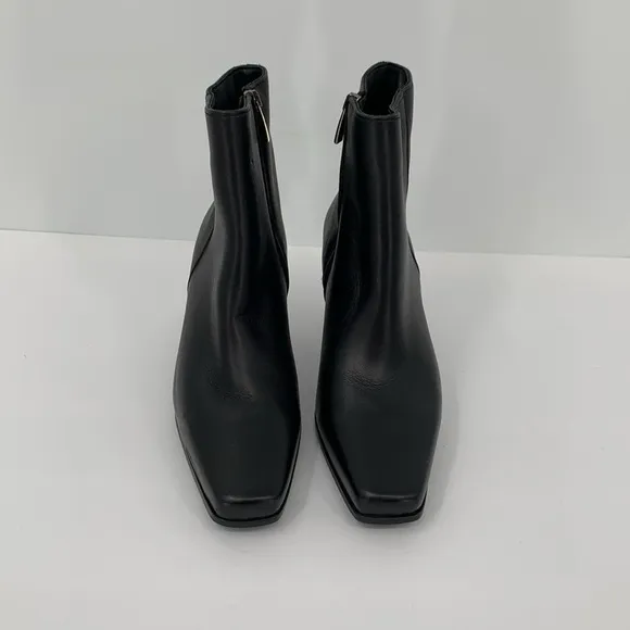 La Canadiene Tahlia black ankle boots leather zipper kitten heel shoe women 5.5