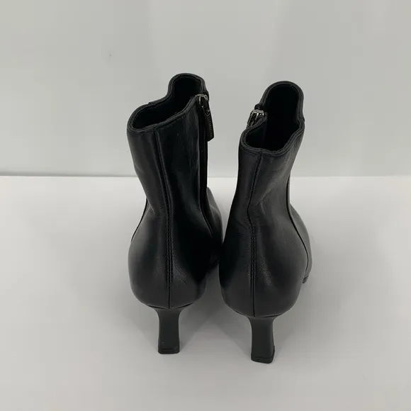 La Canadiene Tahlia black ankle boots leather zipper kitten heel shoe women 5.5