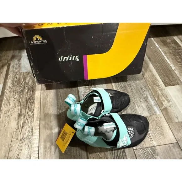 La Sportiva Skwama Vegan Womens Climbing Shoes Carbon/Turquoise Size 36