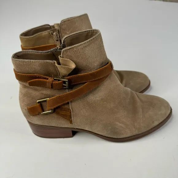 Lauren Ralph Lauren Light Tan Suede Ankle Boots with Decorative Straps Size 8.5