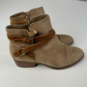 Lauren Ralph Lauren Light Tan Suede Ankle Boots with Decorative Straps Size 8.5