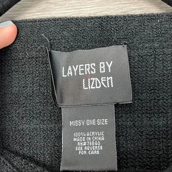 Layers by Lizden Women’s Sweater Cape Shawl black fringe- missy one size