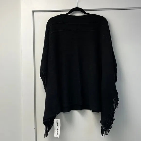 Layers by Lizden Women’s Sweater Cape Shawl black fringe- missy one size
