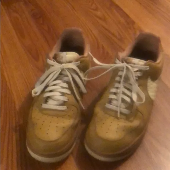 Levi’s Vans Jeans  Polo Boots Nike Shoe