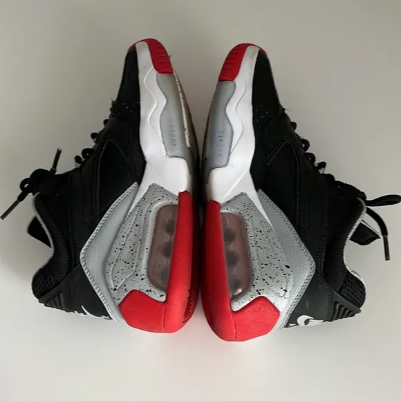 Like New! Black/Grey speckles/Red Jordan Point Lane Sneakers Youth