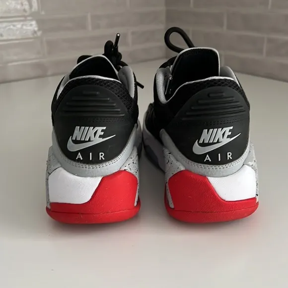 Like New! Black/Grey speckles/Red Jordan Point Lane Sneakers Youth