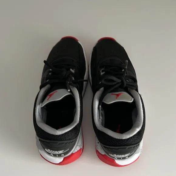 Like New! Black/Grey speckles/Red Jordan Point Lane Sneakers Youth