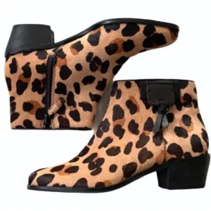 Like new Cole Haan Calf Hair / Leather Ankle Boots Size 7.5