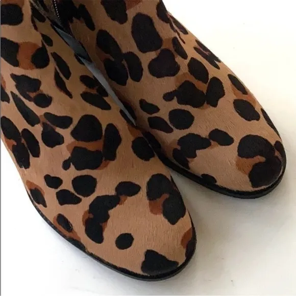 Like new Cole Haan Calf Hair / Leather Ankle Boots Size 7.5