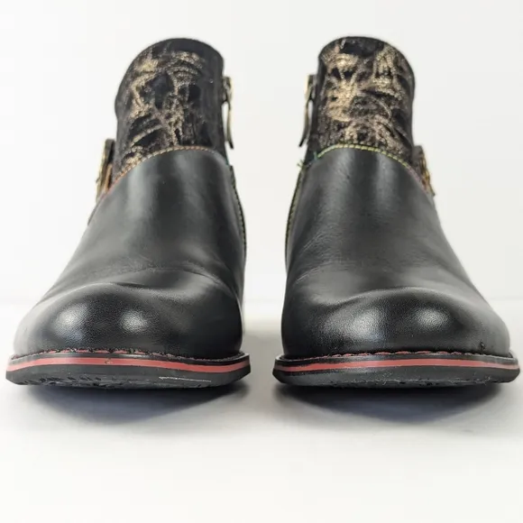 LIKE NEW L'ARTISTE Tiatia Buckle Boots Black Size 7 (37)