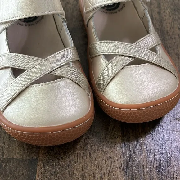 Livie &amp; Luca Gold Mary Jane Shoes size 11