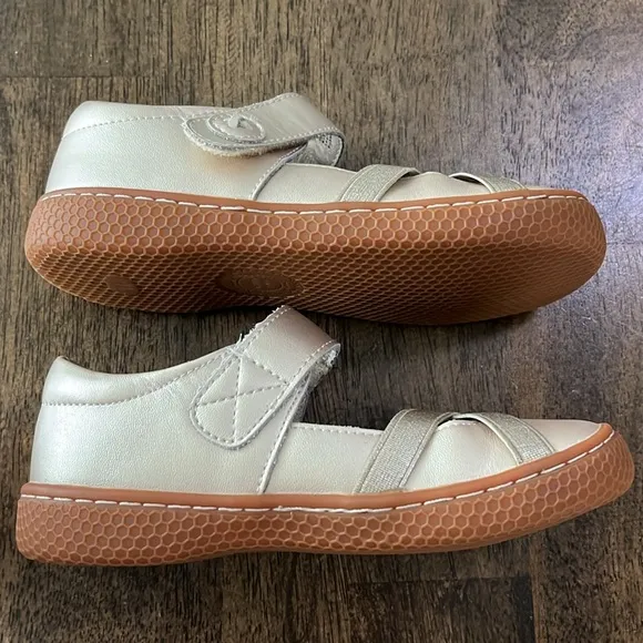 Livie &amp; Luca Gold Mary Jane Shoes size 11