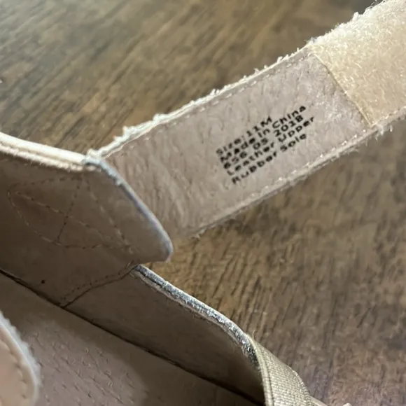 Livie &amp; Luca Gold Mary Jane Shoes size 11