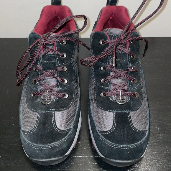 L.L Bean TEK 2.5 Hiking Shoes.  Size 10