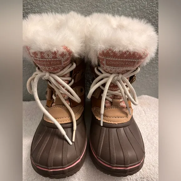 LONDON FOG  LIKE NEW Brown and White Fur-Lined Winter Boots