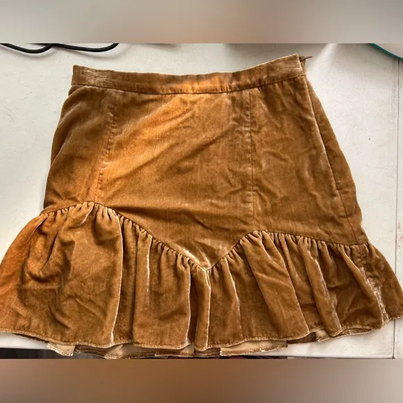 Love Shack Fancy Gold Mini Skirt‎ Size 0