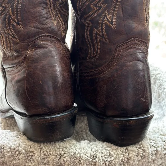 Lucchese Men's Corbin Brown Leather Cowboy Boots. Size 8.