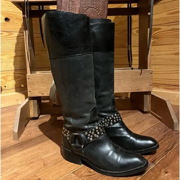 LUCCHESE SPIRIT WOMAN’S ALEXIS STUDDED BLACK LEATHER WESTERN RIDING BOOTS