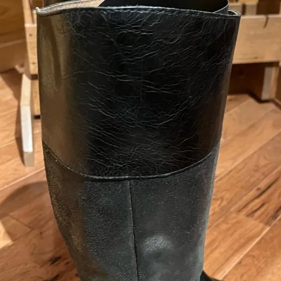 LUCCHESE SPIRIT WOMAN’S ALEXIS STUDDED BLACK LEATHER WESTERN RIDING BOOTS