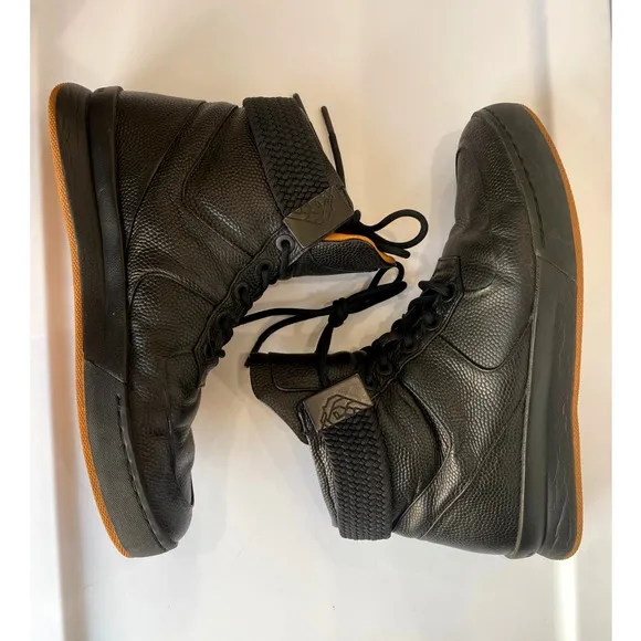 Magnus Alpha Men's sneaker High Top black on black calfskin leather size 9.5