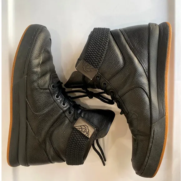 Magnus Alpha Men's sneaker High Top black on black calfskin leather size 9.5