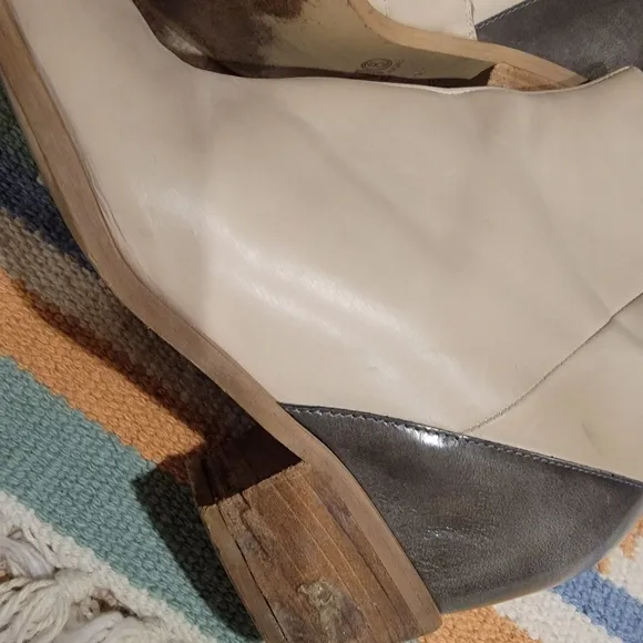Maison Martin Margiela Cream and Gray Ankle Boots