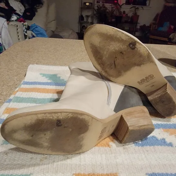Maison Martin Margiela Cream and Gray Ankle Boots