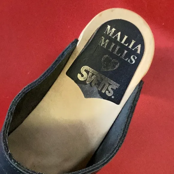 Maliamills svens MIA Black Mules Sleek Leather Clogs
