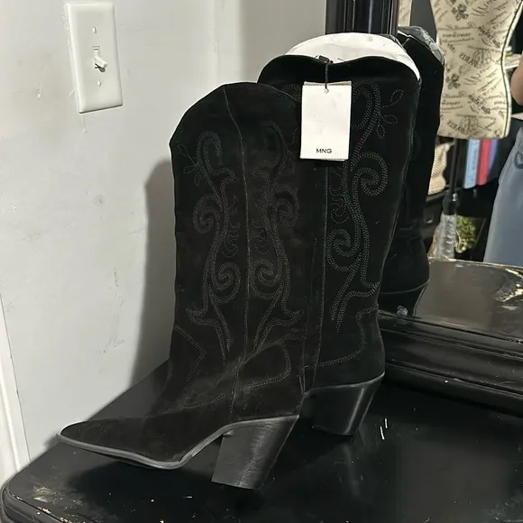 MANGO Black Cowgirl Boots