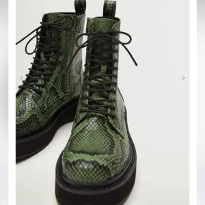 MANGO Lace-up track sole snake skin boots NWT size 38