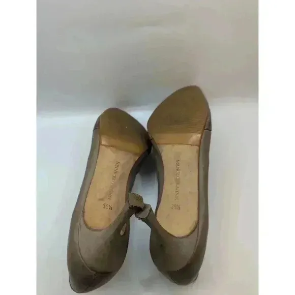 Manolo Blahnik Kitten Heel Pointed Toe Elastic Sides Ankle Boots Size 36.5