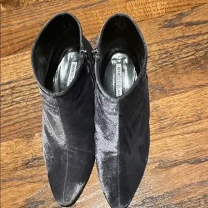 Manolo Blahnik silver grey Velvet Ankle Boots