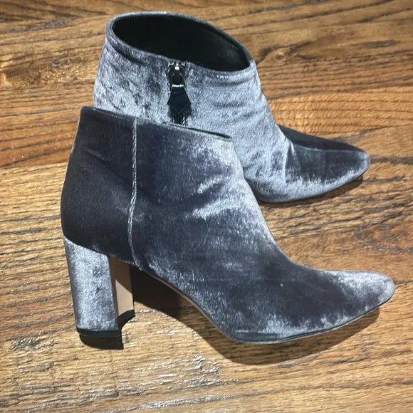 Manolo Blahnik silver grey Velvet Ankle Boots