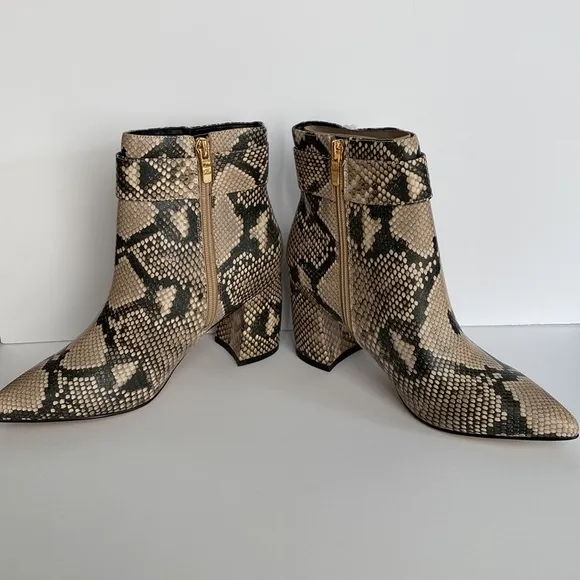 Marc Fisher Rymona Leather Buckle Heeled Ankle Boots Size 6.5