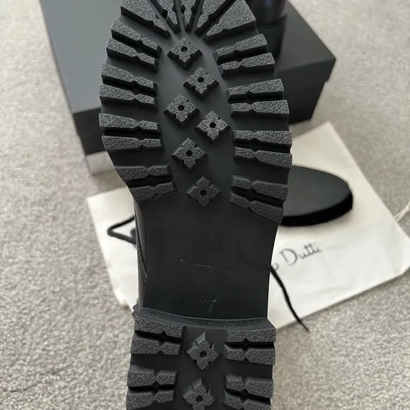 Massimo Dutti combat boots