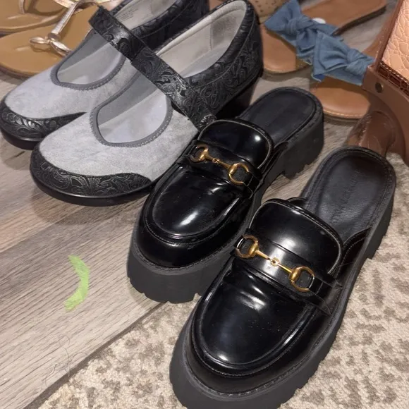 MEGA BUNDLE SIZE 8/8.5 Stylish Black and Tan Women's Flats