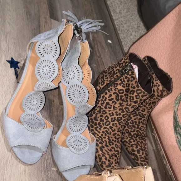 MEGA BUNDLE SIZE 8/8.5 Stylish Black and Tan Women's Flats