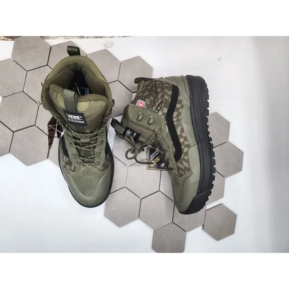 Men Sz 7 Vans UltraRange Exo Hi Gore-Tex MTE 2 Grape Leaf Olive Green Sneakers