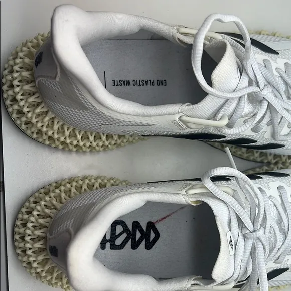 Men’s Adidas 4DFWD 2 White and Black Running Sneakers Shoes GX9247 10